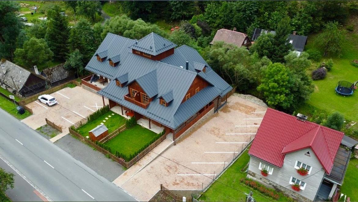 Apartment 8, Jezerne Velké Karlovice